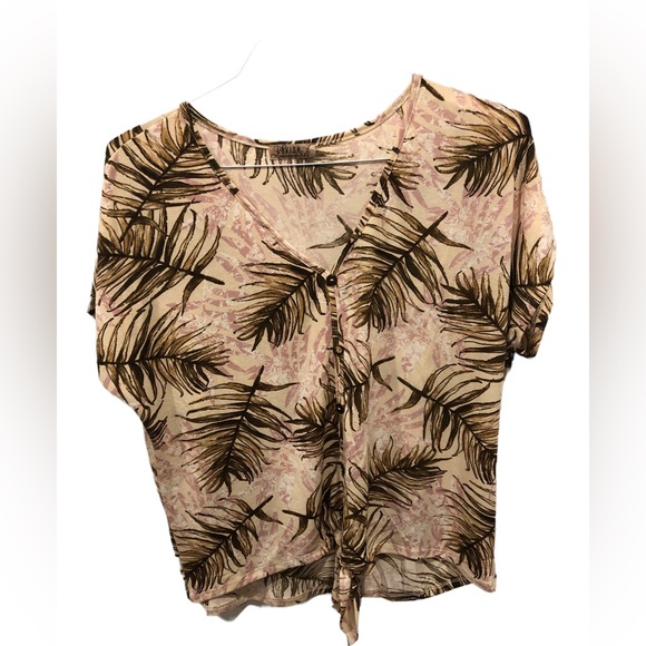 Lavish Tops - Lavish Size Large tie & button detail blouse coastal summer style cape sleeve